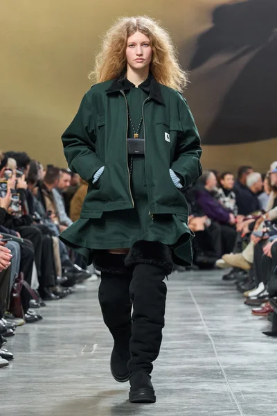Look 54